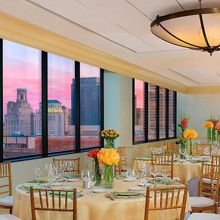 Sheraton Philadelphia Downtown Bagian luar foto