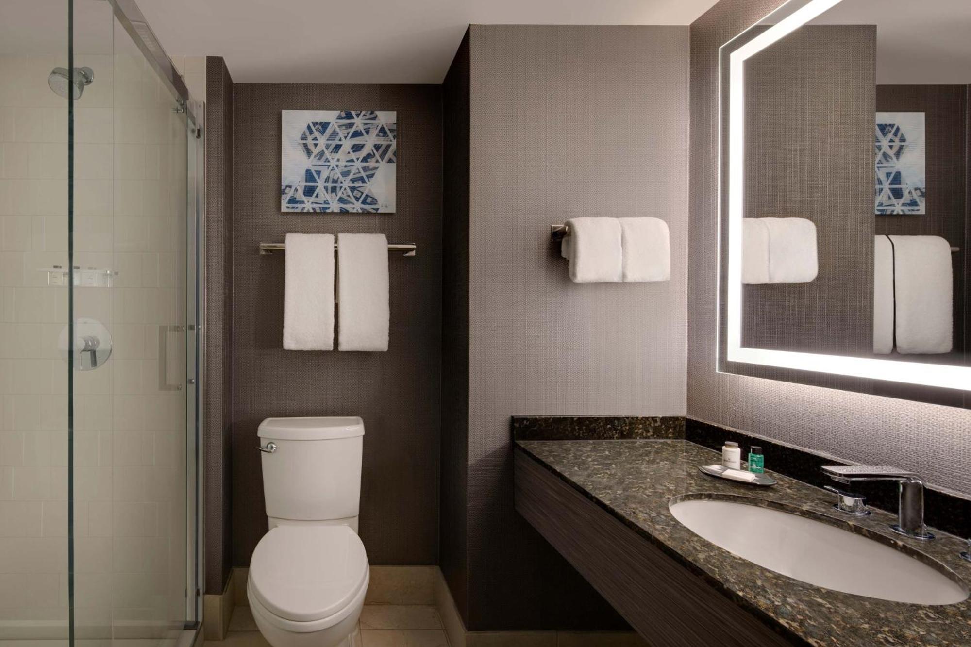 Sheraton Philadelphia Downtown Bagian luar foto