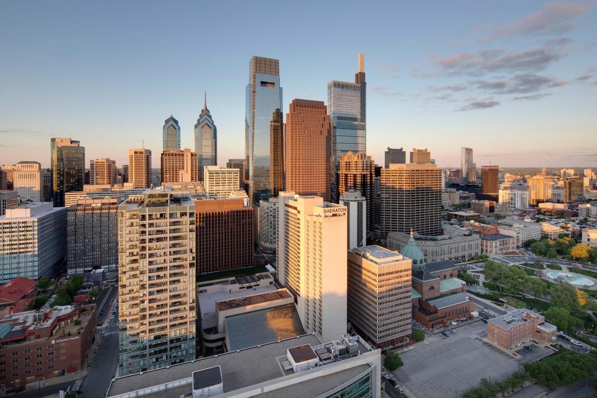 Sheraton Philadelphia Downtown Bagian luar foto